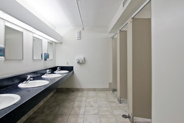 Single Dorm - Washroom